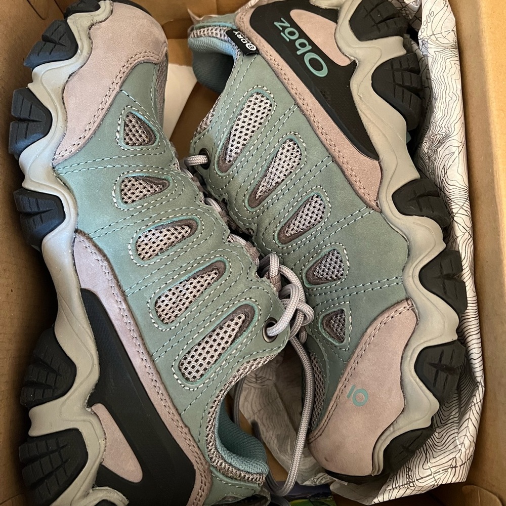 Oboz Sawtooth II Low  B-Dry Woman’s Hiking Shoes Mineral Blue Size 7 M